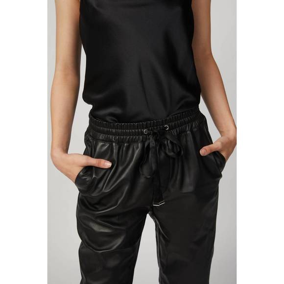 NEW CAMI NYC daytona pant in black - Picture 5 of 5